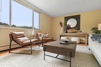 Building Photo - West End Apartments