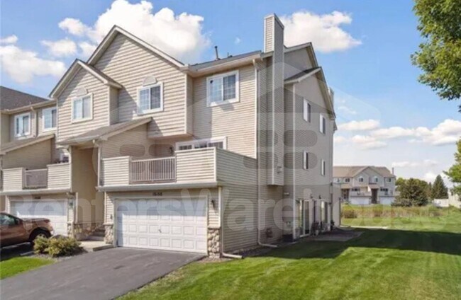 Foto del edificio - 16168 70th Pl N