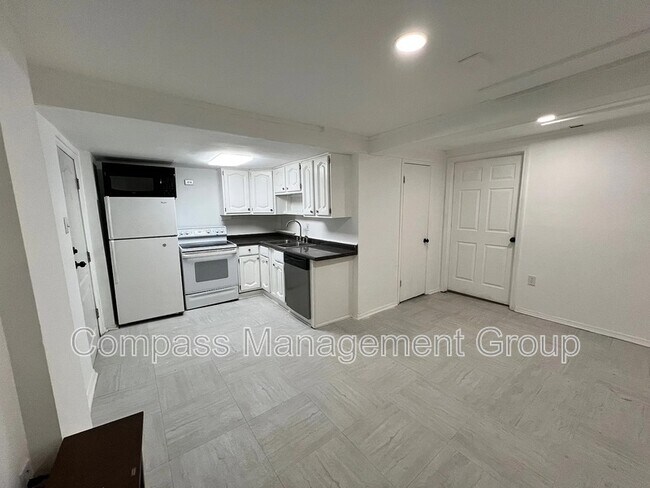 Foto del edificio - 3121 Conner Dr