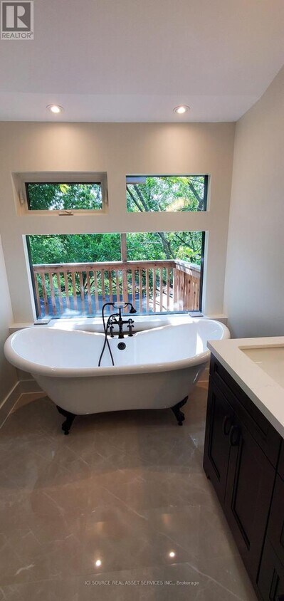 Photo principale - 170 Meadowland Crescent