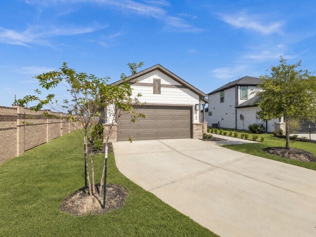 Building Photo - 7734 Primrose Myrtle Ln