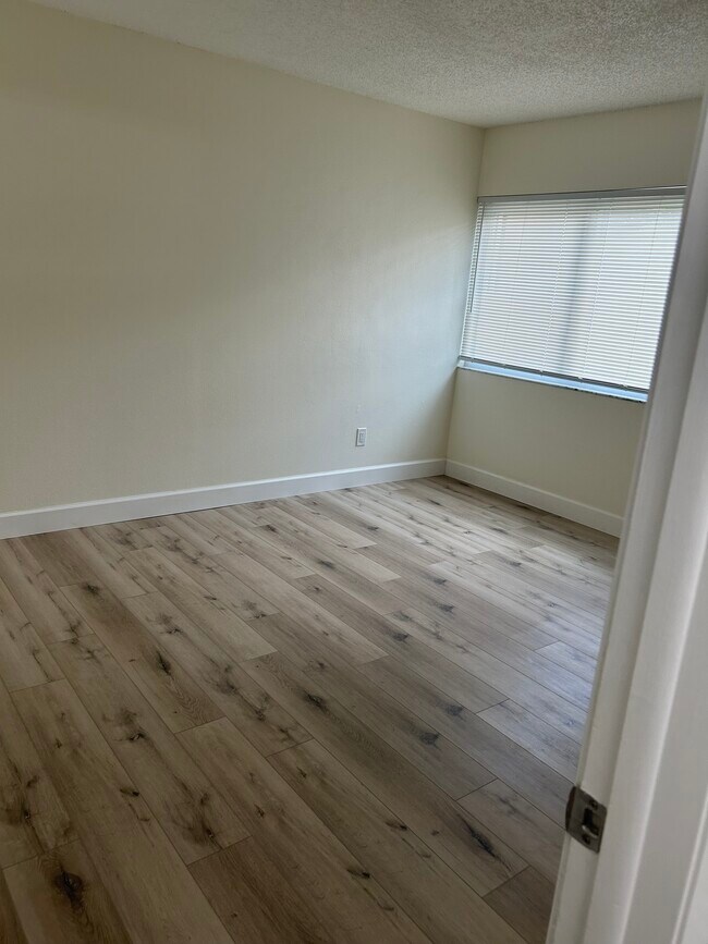 Foto del edificio - 2758 Foxfire Ct