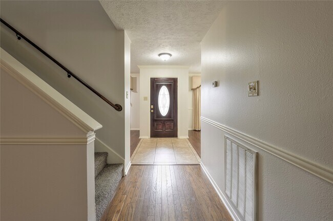 Building Photo - 6510 Summit Ridge Ct