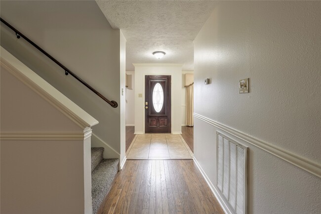 Foto del edificio - 6510 Summit Ridge Ct