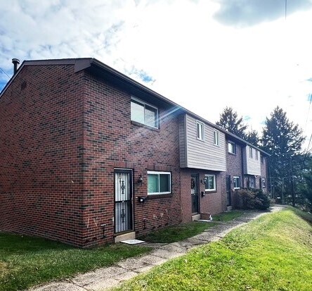 Fachada del edificio - 400 Brierly Ln