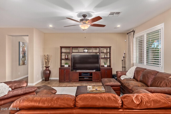 Building Photo - 16367 N 183rd Dr