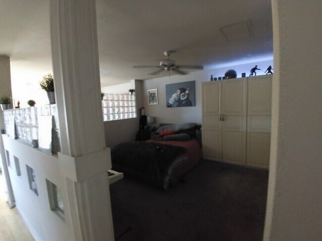 Foto del edificio - 1465 C St