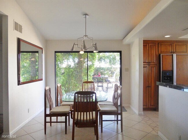Foto del edificio - 3 br, 2 bath Condo - 186 Seville Cir