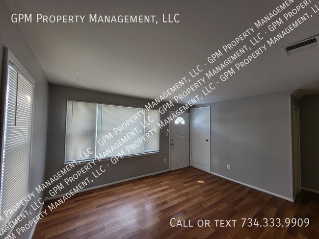 Foto del edificio - 6339 Hampden St