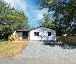 Building Photo - 414 Venton Rd