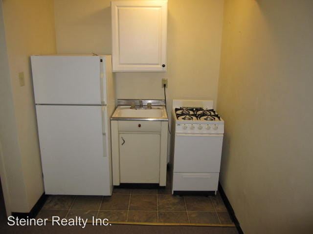 Building Photo - 246 McKee Pl