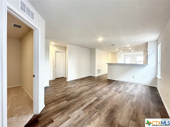 Building Photo - 537 Autumn Blaze