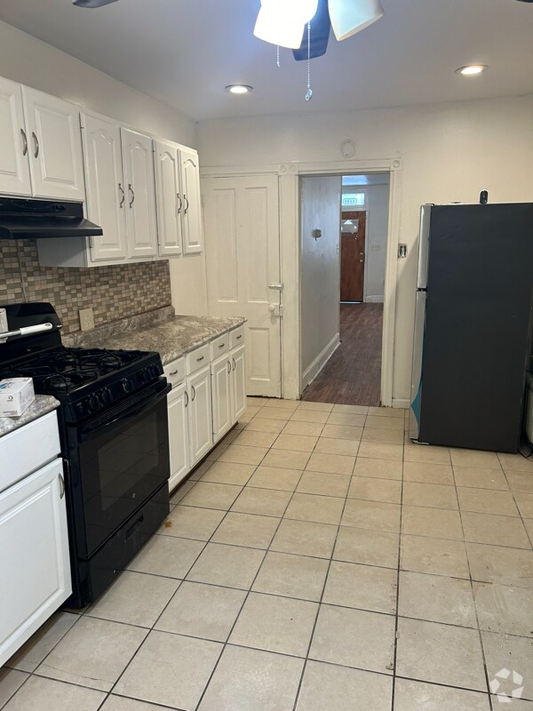 Building Photo - 4408 E Wingohocking St