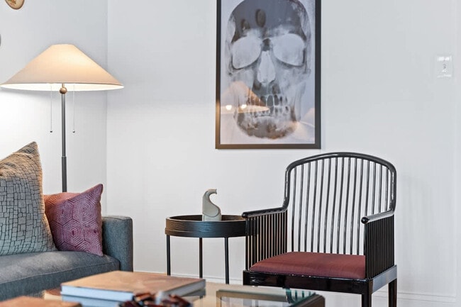 Foto del edificio - 1200 W Eddy St