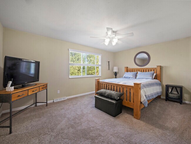 Building Photo - 7437 Ingalls Ct