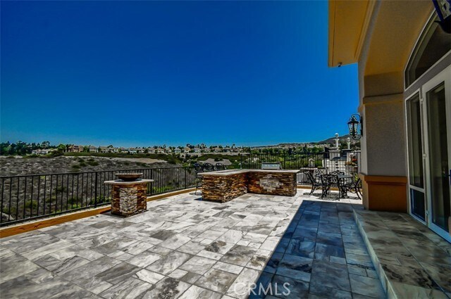 Foto del edificio - 43 Monterey Pine Dr