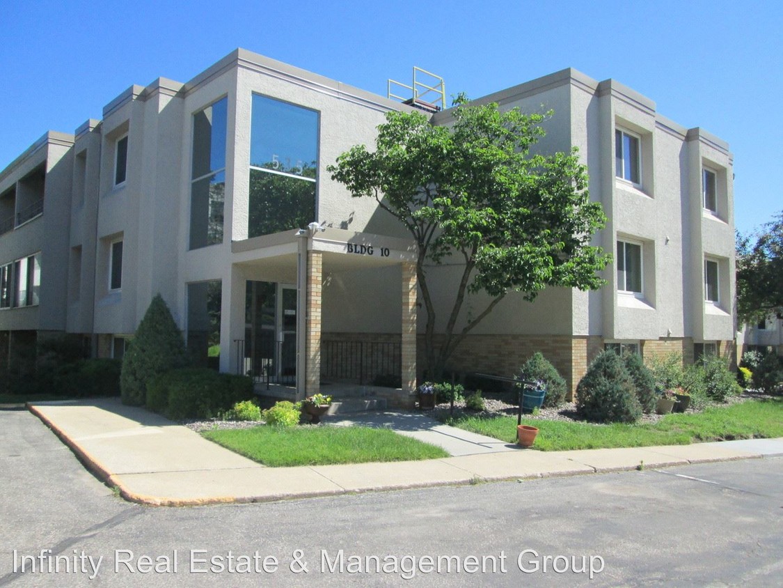 Foto principal - 535 19th St NW