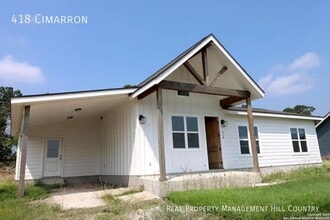 Building Photo - 418 Cimarron