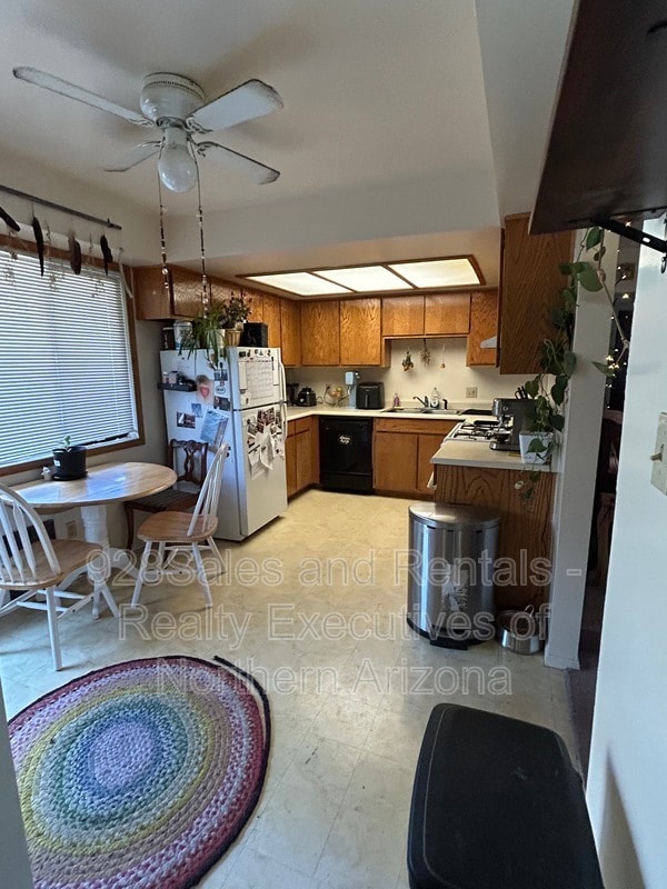 Photo - 13 S Trail of the Wds House