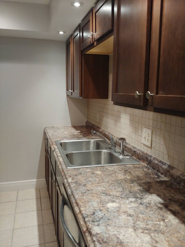 Foto del edificio - 2521 Rio Pinar Lakes Blvd