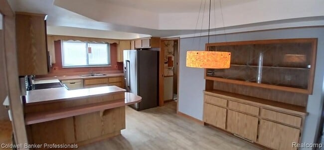 Building Photo - 30632 Ohmer Dr