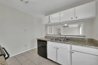 Building Photo - 23522 Pebworth Pl