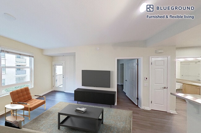 Building Photo - 1099 Admiral Ct