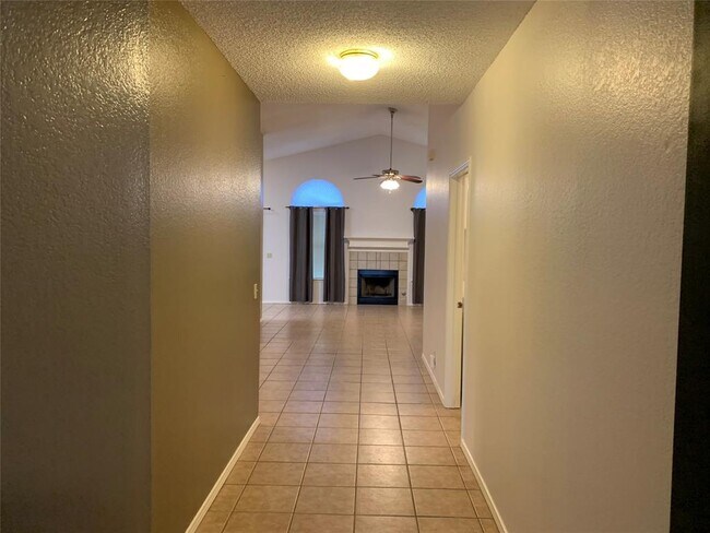 Foto del edificio - 17130 Copperhead Dr