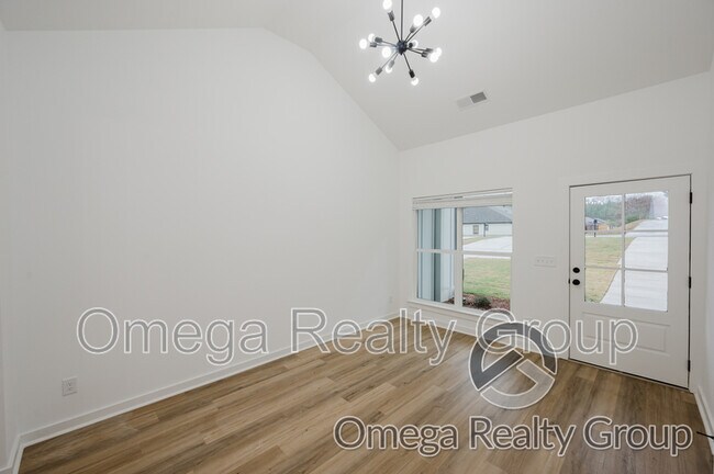 Foto del edificio - 105 Trifecta Dr