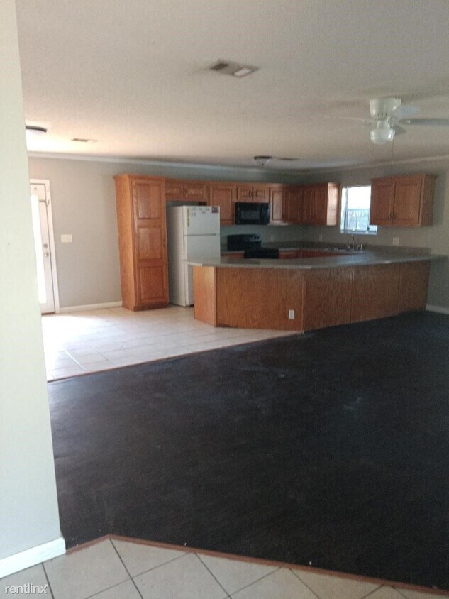 Foto del edificio - 1 br, 1 bath House - 1363 North Street