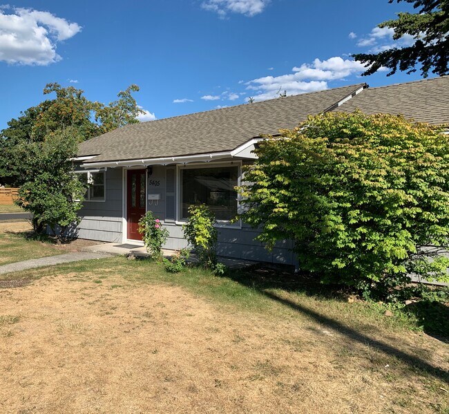 5405 W Manor Crest St, Spokane, WA 99205 House Rental in Spokane, WA
