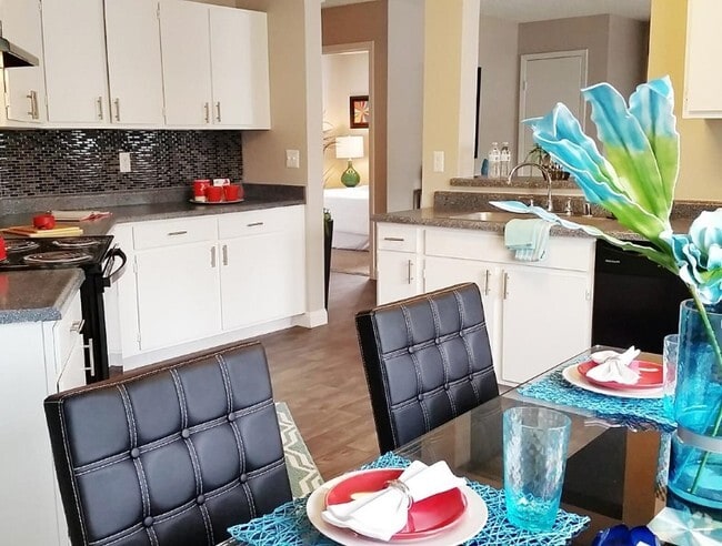 Interior Photo - Sequoia Meadows