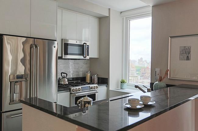 Primary Photo - 161 W 62nd St