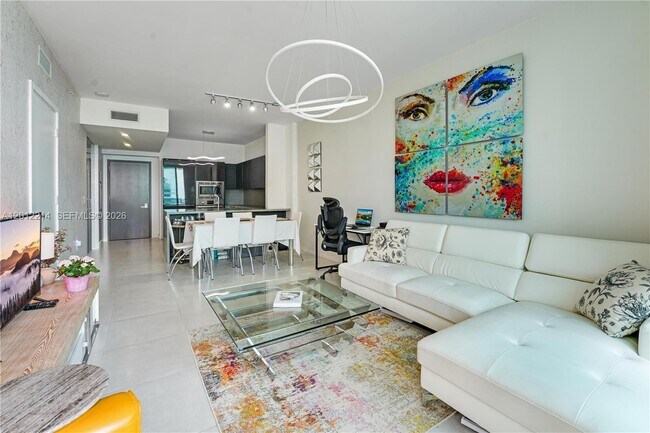Building Photo - 1080 Brickell Ave