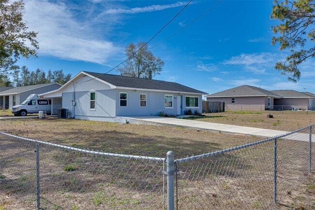 Building Photo - 9782 SE 157th Ln