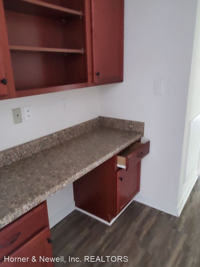 Building Photo - 3 br, 2 bath House - 137 Gene Road