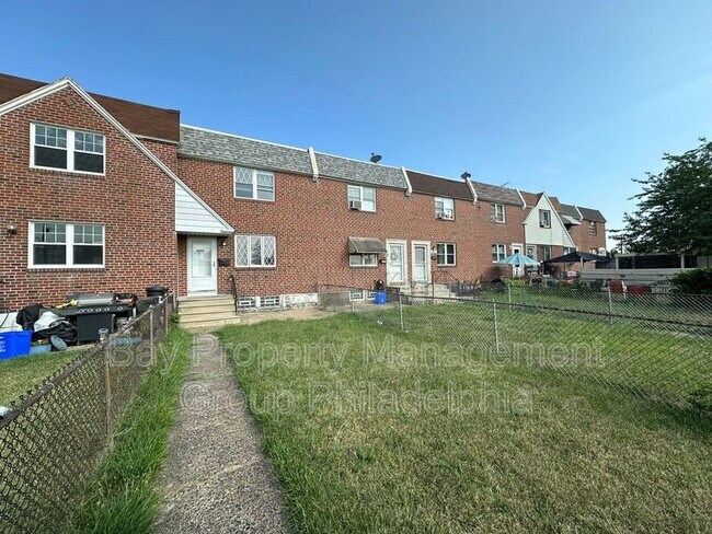 Foto del edificio - 5920 Langdon St