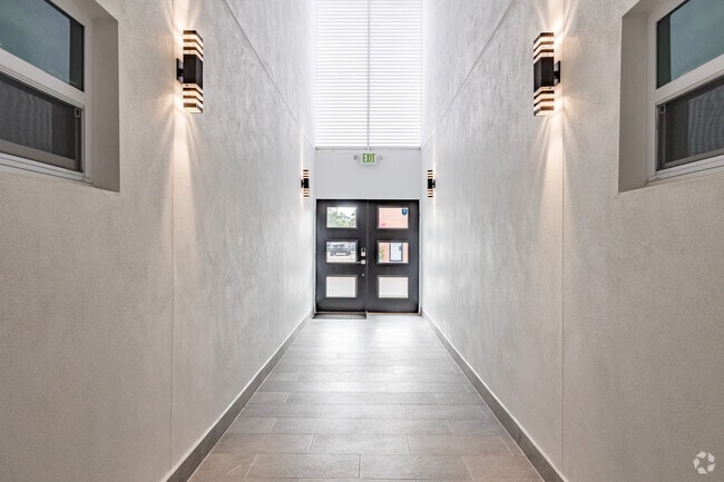 Building Entry - 5:30 O Clock-Brand New Luxury Apartments
