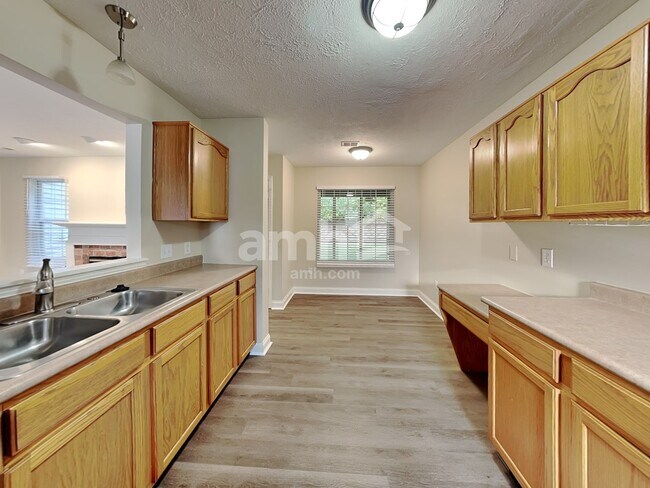 Foto del edificio - 18097 Kinder Oak Dr