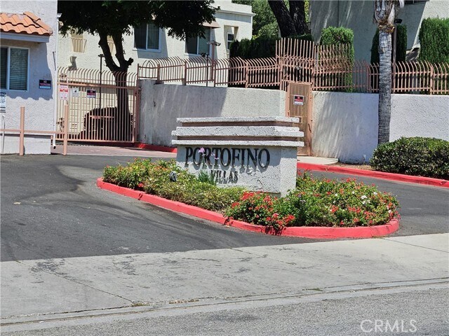 Foto principal - 12411 Osborne St
