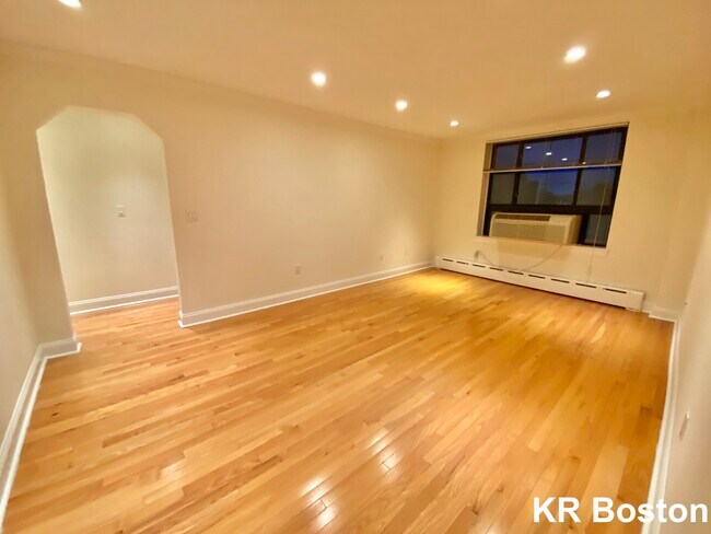 Foto del edificio - 10 Hilliard Pl