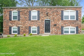 Building Photo - 3208 Cabinwood Dr