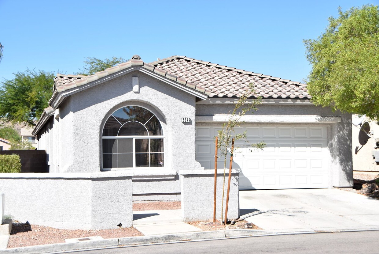 Primary Photo - $2,250 p/m Summerlin Home Near Downtown Su...