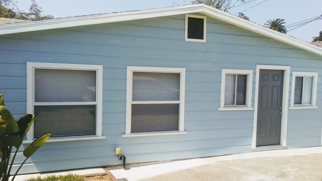Building Photo - 826 Orange Grove Pl