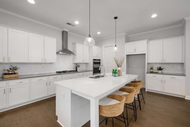 Building Photo - 6320 Halcyon Garden Dr