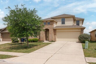 Building Photo - 404 Pentire Way