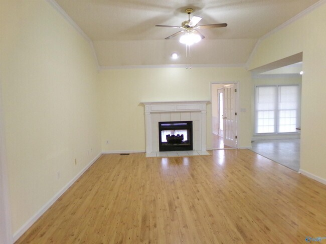 Foto del edificio - 141 Freedom Way