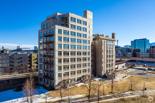 Esquina noreste - Flour Mill Lofts