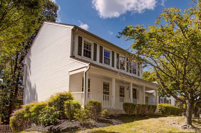 Foto del edificio - 3 Bedroom 2.5 Bath SFH in Fairfax for Rent!