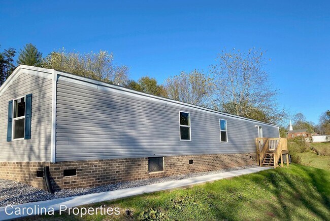 Building Photo - 3 br, 2 bath House - 127 Laurel View Ln